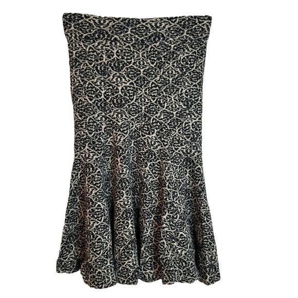 Diane Von Furstenberg Dresses & Skirts - Diane Von Furstenberg Wool Blend Geometric Print Stretch Knit Skirt Size 4